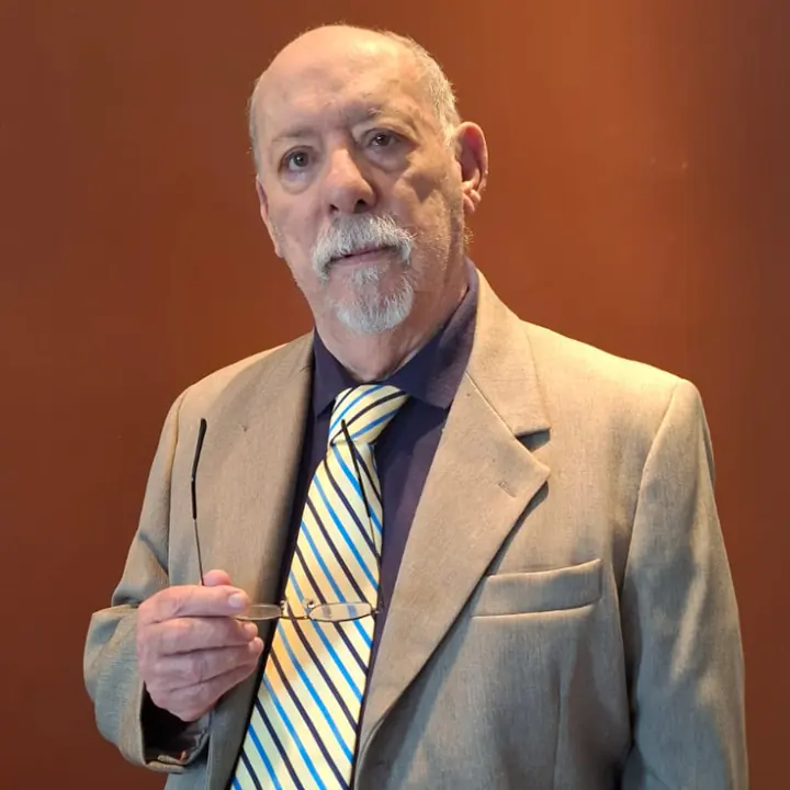 Retrato profissional de Antonio José Pires da Silva